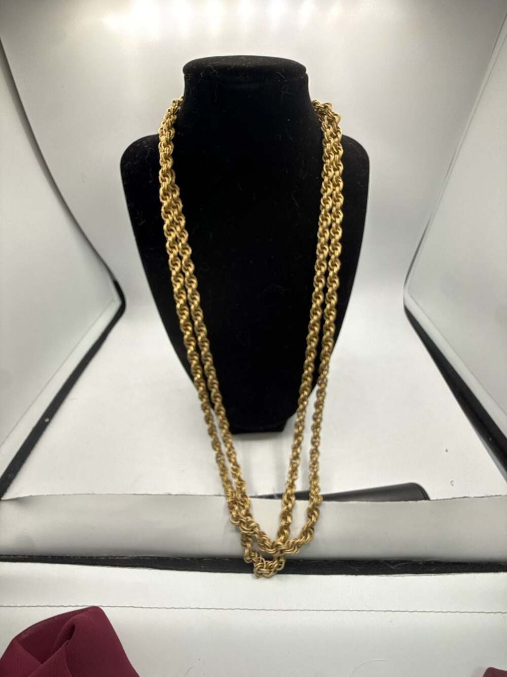 Vintage  Long Gold-Tone Twisted Rope Chain Necklace